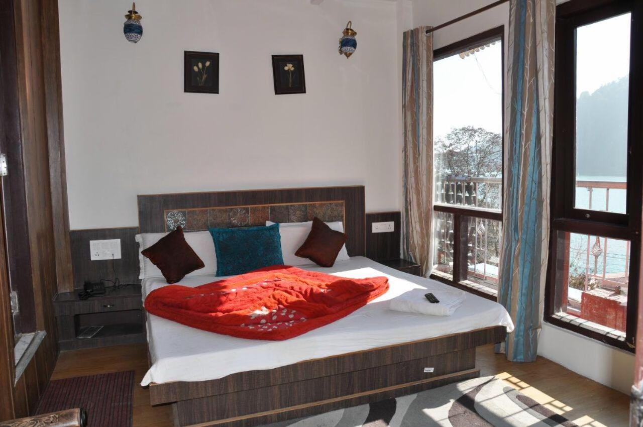 Hotel Ahuja Nainital Zewnętrze zdjęcie